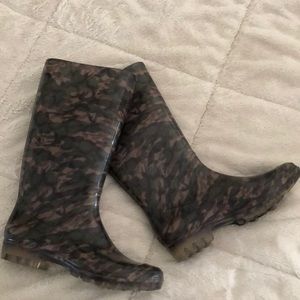 Coach Camo rain boots